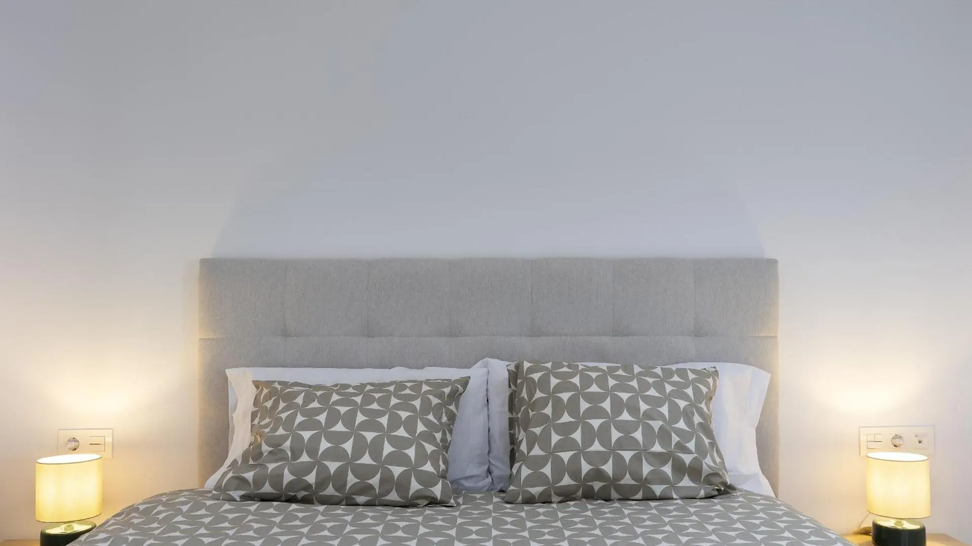 Lejlighed Premium Garden Suite With Jacuzzi In Higueron Fuengirola